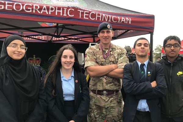 Students meeting the Army